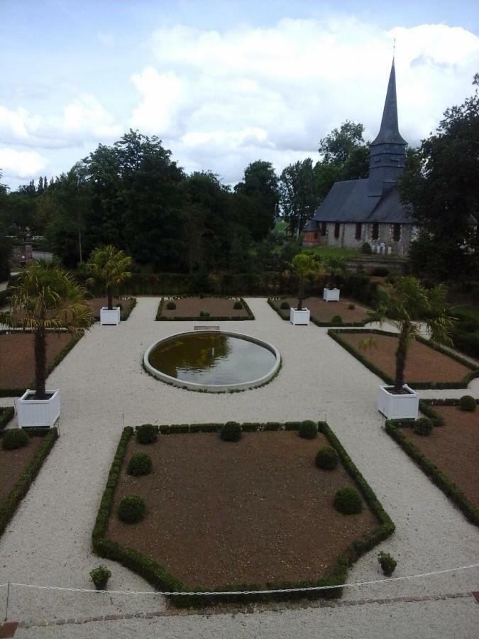 Le Du Colombier Bracquetuit